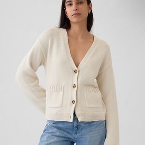 GAP Women's Beige Button-Up Cardigan